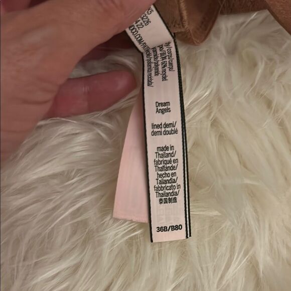 Victoria secret dream Angela lined Demi bra 36B - Picture 2 of 4